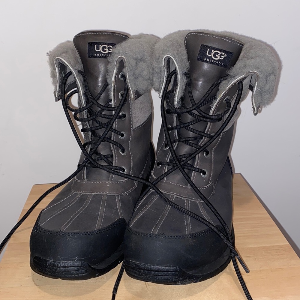 Men’s UGG M Butte “Metal” boots size size 13